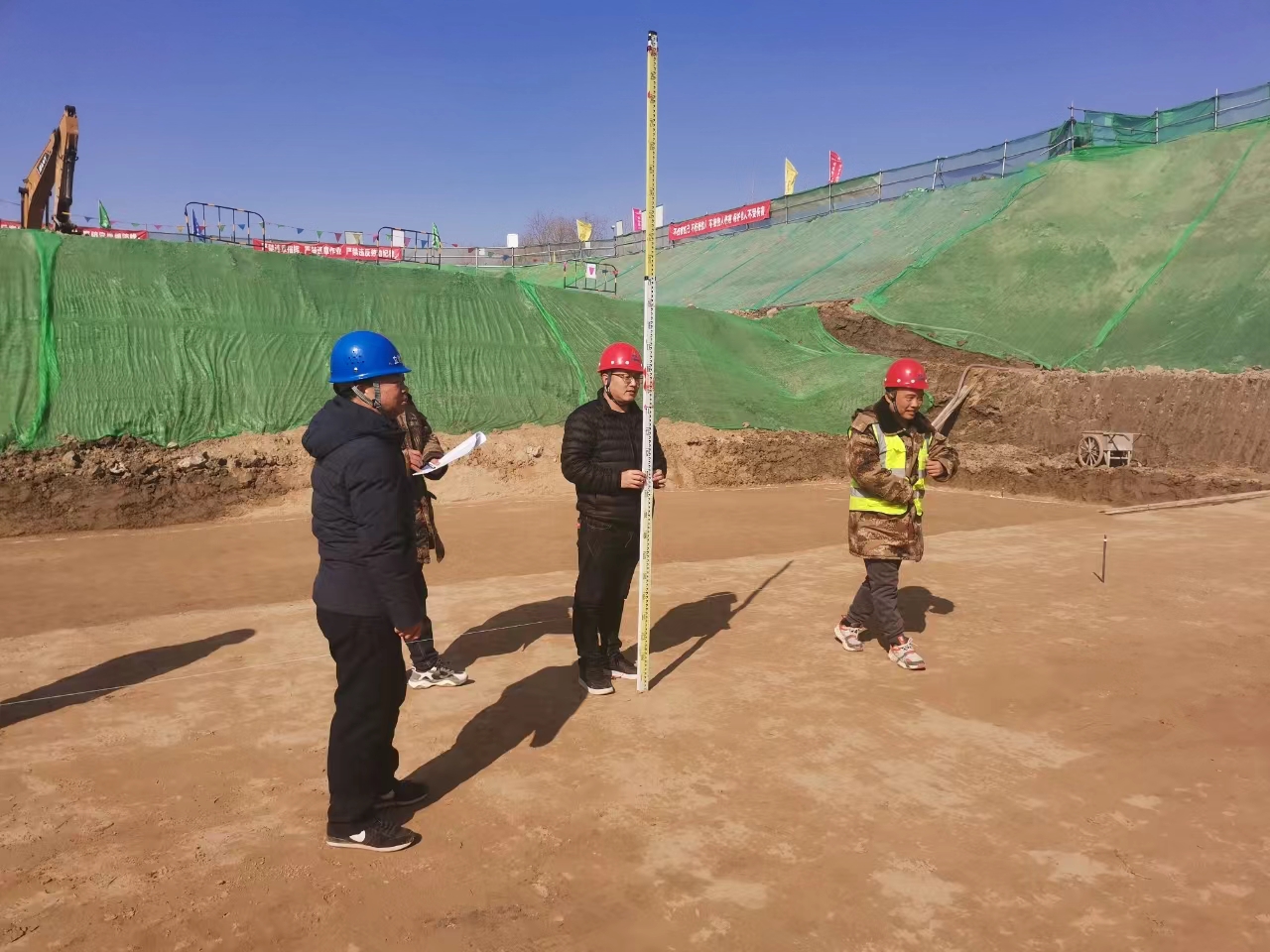 陶城铺闸改建工程项目“跑出加速度”(图1)