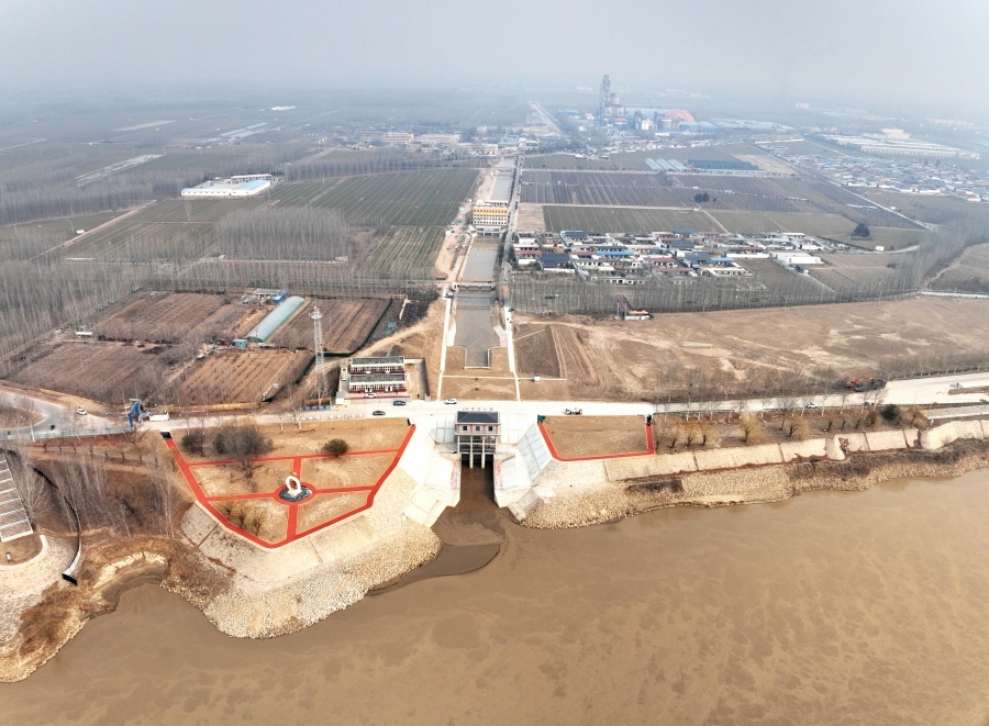 郭口引黄新闸正式启用(图2) 郭口引黄新闸正式启用(图2)